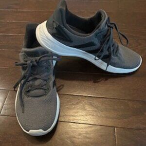 Men's Sneakers Tennis Shoes Adidas Gray 10.5M Lace Up Cloud Foam